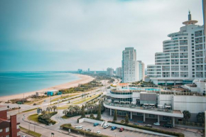 Отель Alexander Beach Punta del Este  Пунта-Дель-Эсте